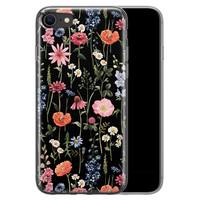 Leuke Telefoonhoesjes iPhone 8/7 siliconen hoesje - Dark flowers