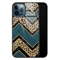 Leuke Telefoonhoesjes iPhone 12 glazen hardcase - Luipaard zigzag