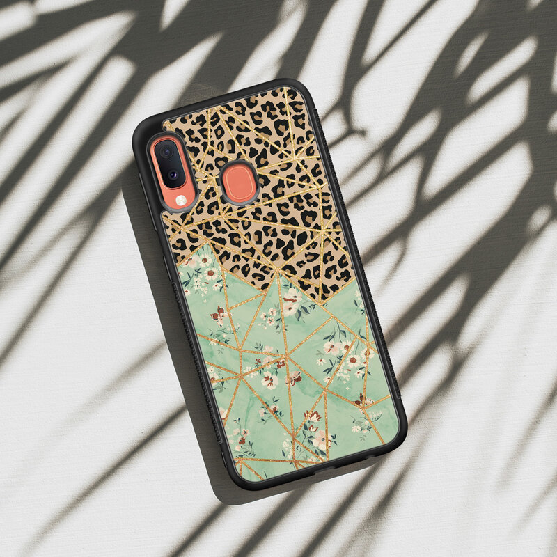 Leuke Telefoonhoesjes Samsung Galaxy A20e hoesje - Luipaard flower print