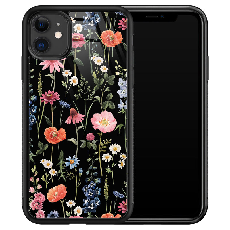 Leuke Telefoonhoesjes iPhone 11 glazen hardcase - Dark flowers