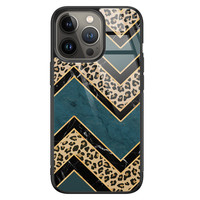 Leuke Telefoonhoesjes iPhone 13 Pro glazen hardcase - Luipaard zigzag