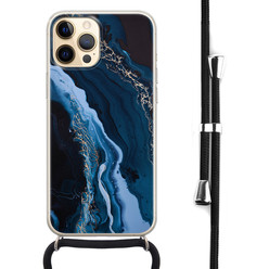 Leuke Telefoonhoesjes iPhone 12 (Pro) hoesje met koord - Marmer lagoon blauw