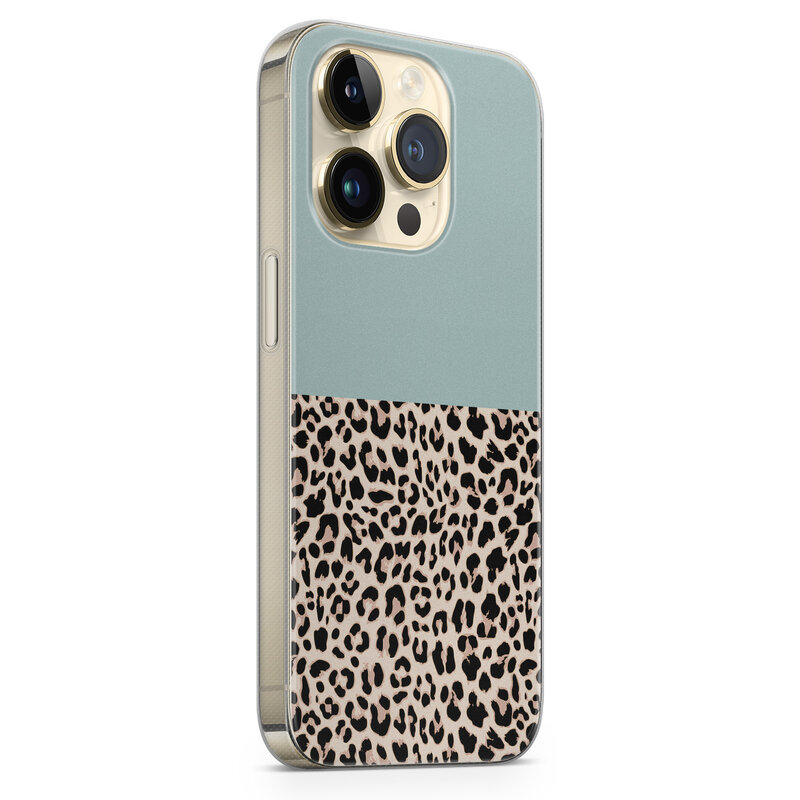 iPhone 14 Pro Max siliconen hoesje - Luipaard mint