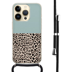 Leuke Telefoonhoesjes iPhone 14 Pro hoesje met koord - Luipaard mint