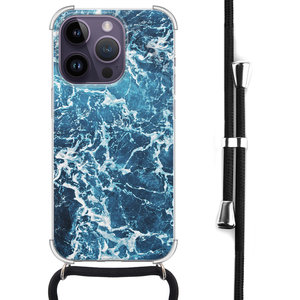 Leuke Telefoonhoesjes iPhone 14 Pro Max hoesje met koord - Oceaan