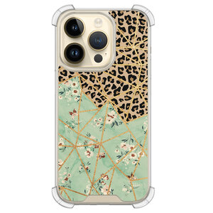 Leuke Telefoonhoesjes iPhone 14 Pro shockproof case - Luipaard flower print