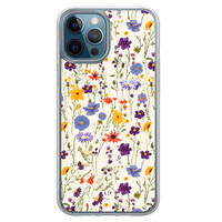 Leuke Telefoonhoesjes iPhone 12 (Pro) hybride hoesje - Wildflowers