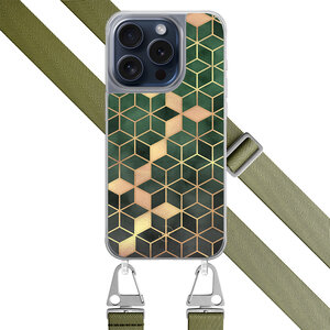 Leuke Telefoonhoesjes iPhone 15 Pro hoesje met groen koord - Kubus groen