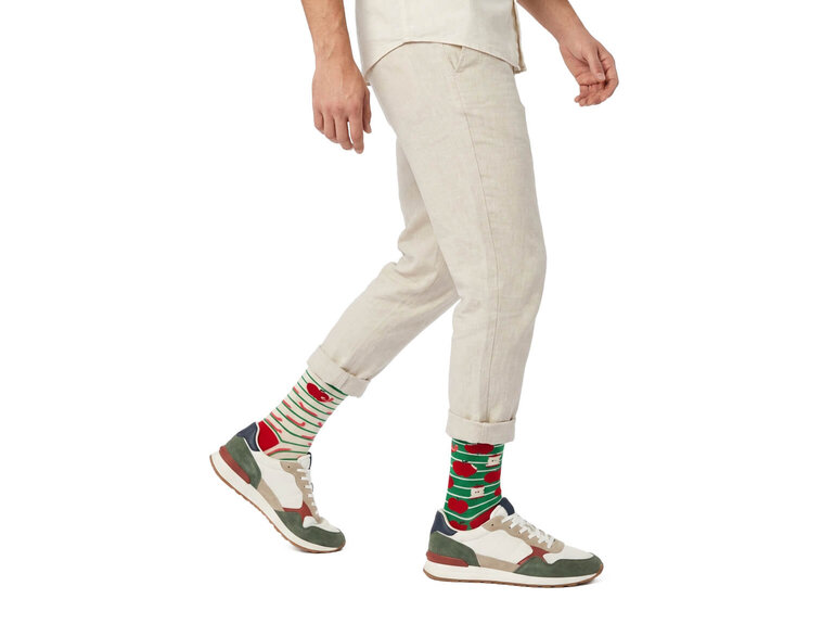 Many Mornings Apple Wiggles by Many Mornings