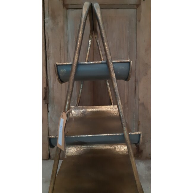 Etagiere metal 28x25x50.5cm - Gold white-washed - excl. deco