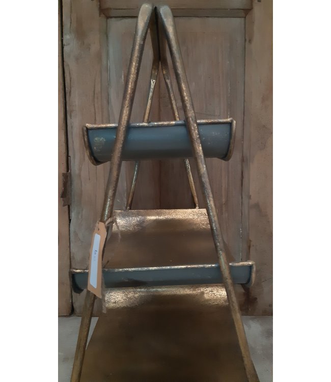 ### Etagiere metal 28x25x50.5cm - Gold white-washed - excl. deco