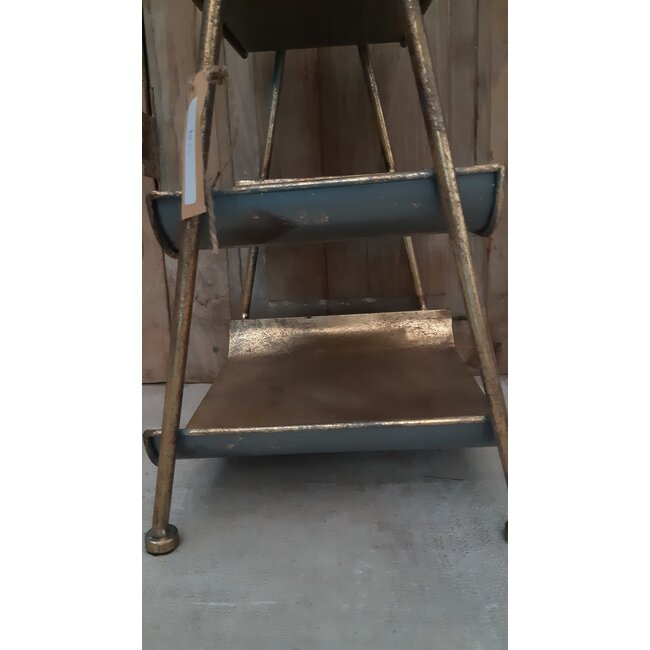 Etagiere metal 28x25x50.5cm - Gold white-washed - excl. deco