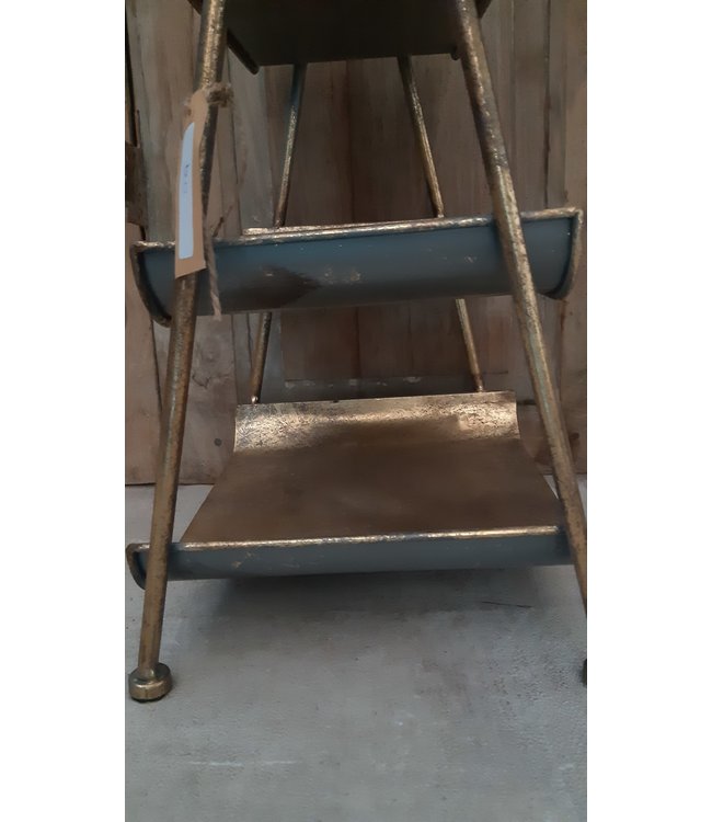 ### Etagiere metal 28x25x50.5cm - Gold white-washed - excl. deco