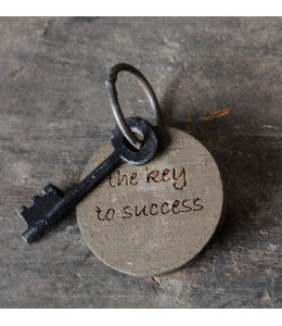 Sleutel met tekst B | Success - (HxBxD) 5x5x1 cm