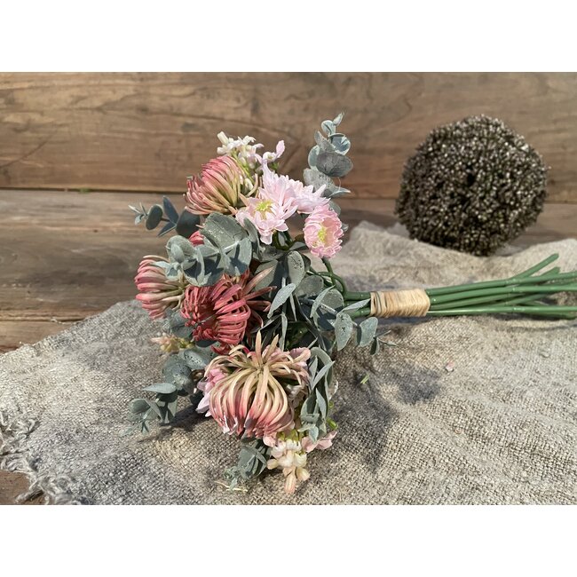 # WILD DAISIES BOUQUET H 34 CM PINK