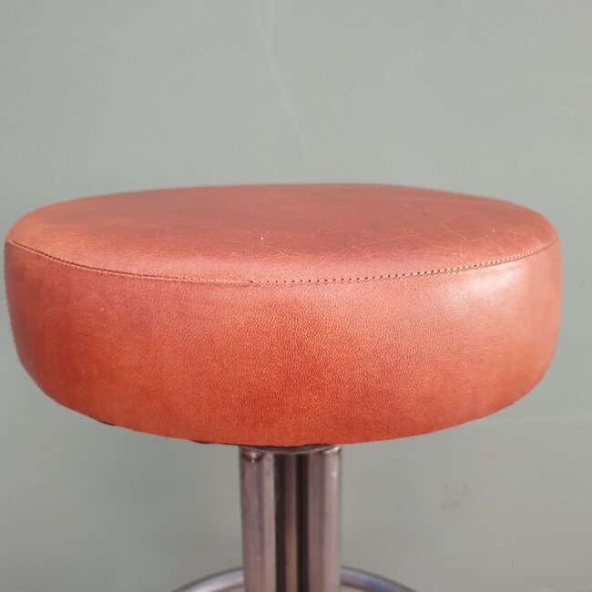 # i882 - kruk doa - 37 x 37 x 53,5 cm