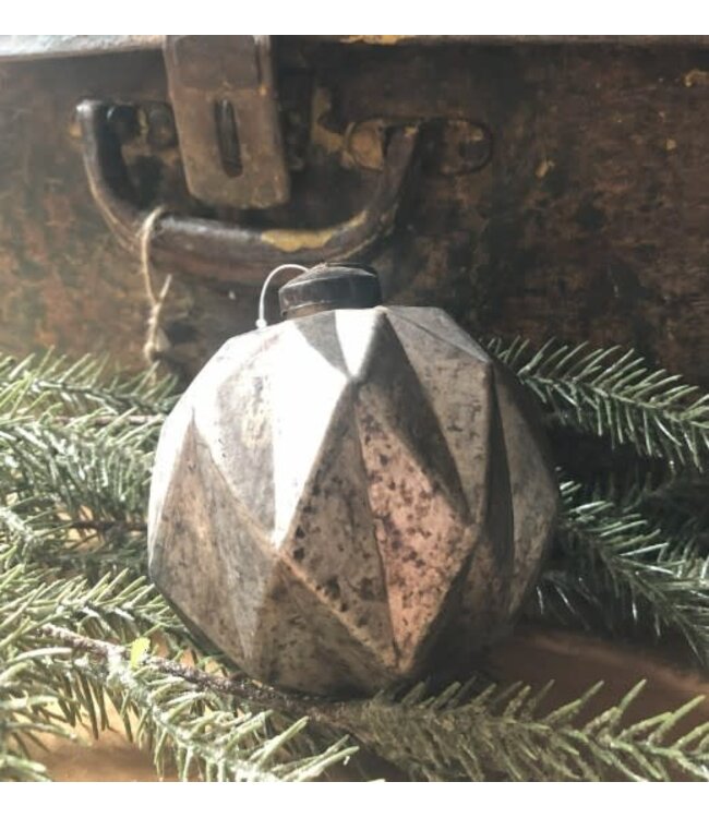 sobere kerstbal - 4 Inch CUSTARD BALL ANTIQUE - ca. 10 cm