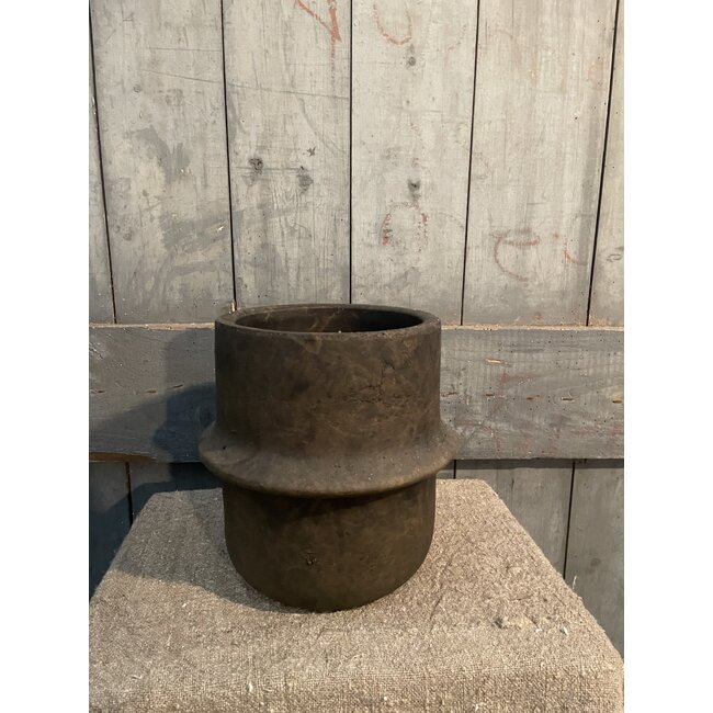 # Planter Line Majestic Brown L D.23 H.23