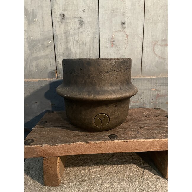 # Planter Line Majestic Brown M D.19 H.15