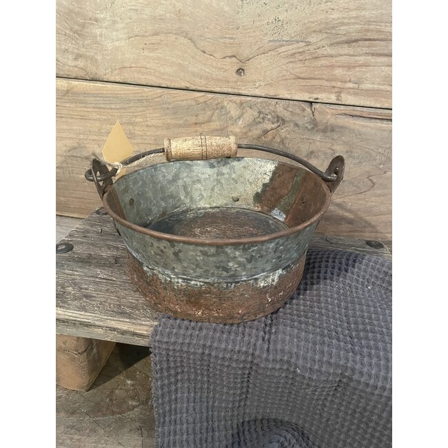 Mix - Emmer - bakje zink ca.  21 x 8 cm - ieder exemplaar is uniek