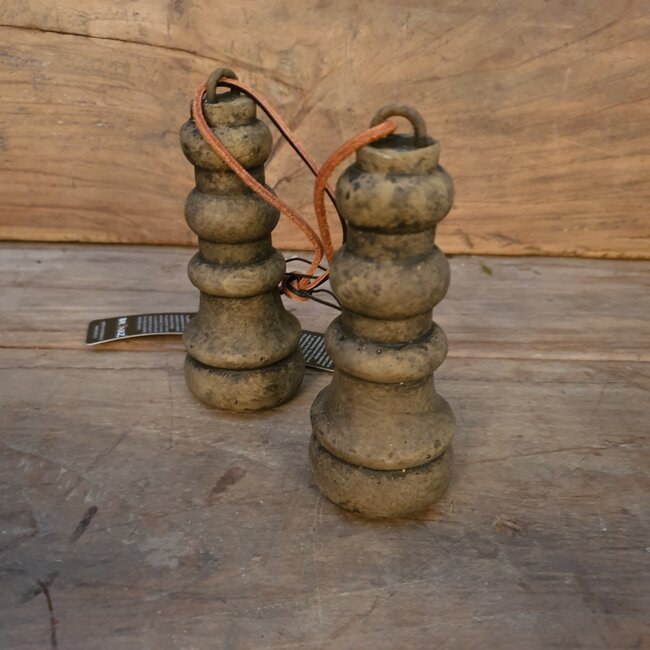 # Hanging pin majestic brown - 5 x 11 cm - aardewerk - per stuk