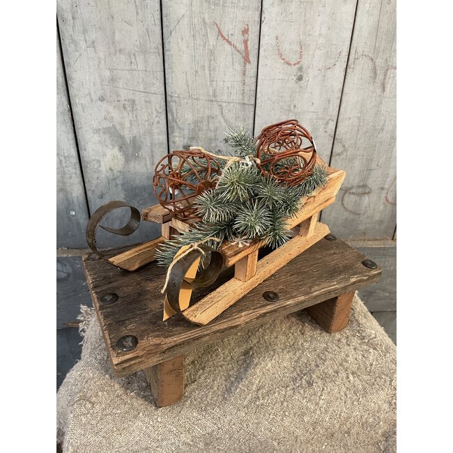 # Slee hout 34 x 14 x 11cm bruin