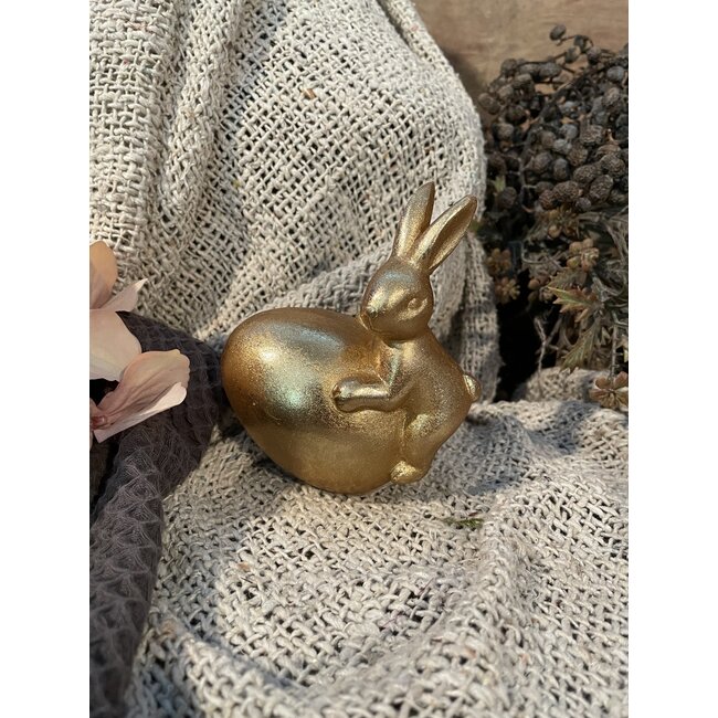 # Gouden haas met ei - 9 x 6,5 x 8,5 cm - per stuk