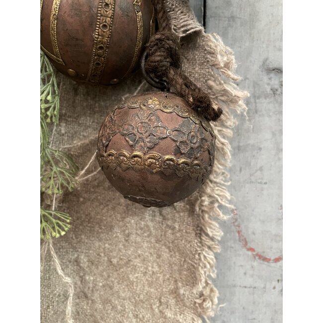 # mix - Houten bal aan touw - ca. 8 cm - per stuk