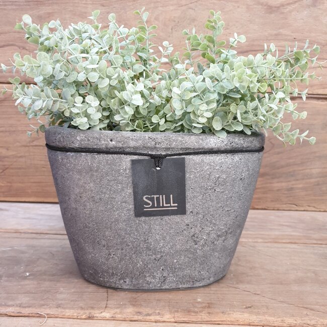 Still # 4324 - Grijs gemeleerde ovale bloempot Ca. 29 B x 15 D x 19 H cm - serie "Earth"