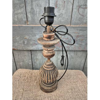 # Houten lampvoet (184) - 11 x 11 x 31 cm (40 cm incl fitting)