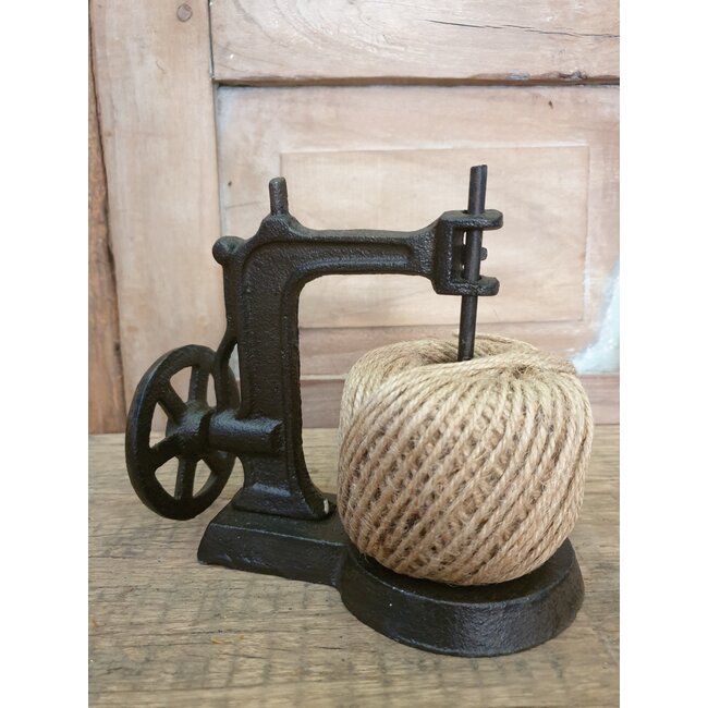 Spool "Sewing machine" with hemp yarn ball cast iron 17x17x10cm