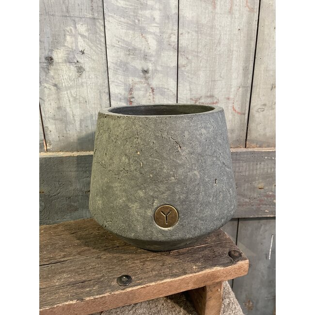 # Planter BRYNXZ Basic Majestic Vintage - grootste - per stuk D.26 H.20