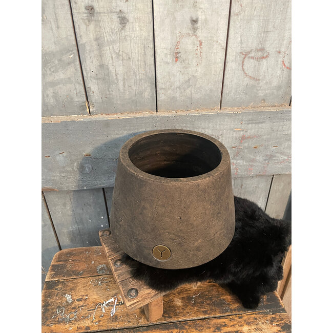 # Planter BRYNXZ Basic Majestic Brown - grootste - per stuk D.26 H.20