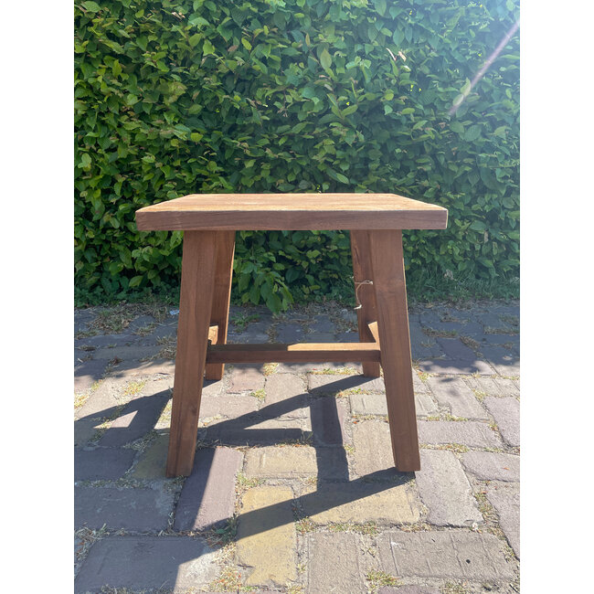 Houten kruk/tafel ca. 40 x 40 x 40 cm