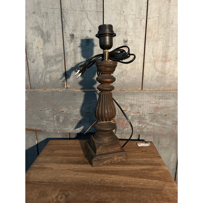 Houten lampvoet (198) - 11 x 11 x 30.5 cm (39.5cm incl fitting)
