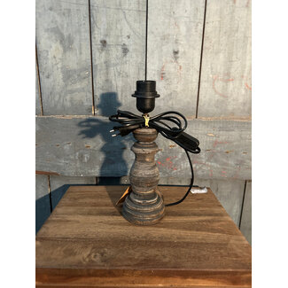 Houten lampvoet (200) - 10 x 10 x 20 cm (29 cm incl fitting)