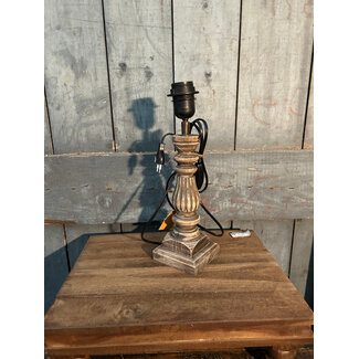 Houten lampvoet (203) - 10 x 10 x 25 cm (34 cm incl fitting)