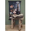 J718 - Glazen stolp op houten voet - 17 x 17 x 44 cm