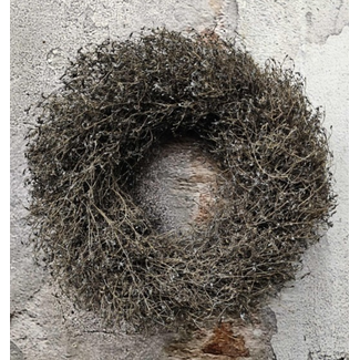 Gypsum wreath grey 28cm