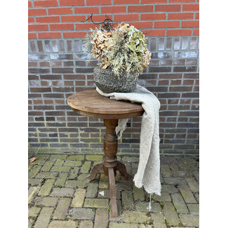 # donkere houten wijntafel M 55 x 55 x 78