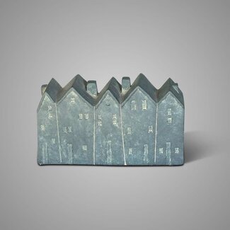 # Five House in a Row Majestic Vintage 25x8x14