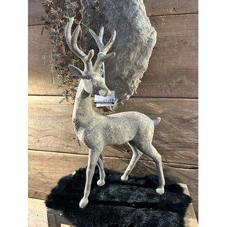 # Hert shadow staand 27 x 14 x 46
