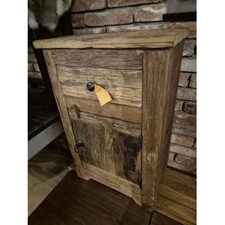 # Truckbodywood nachtkastje Jim - ca. 40 x 30 x 63 cm