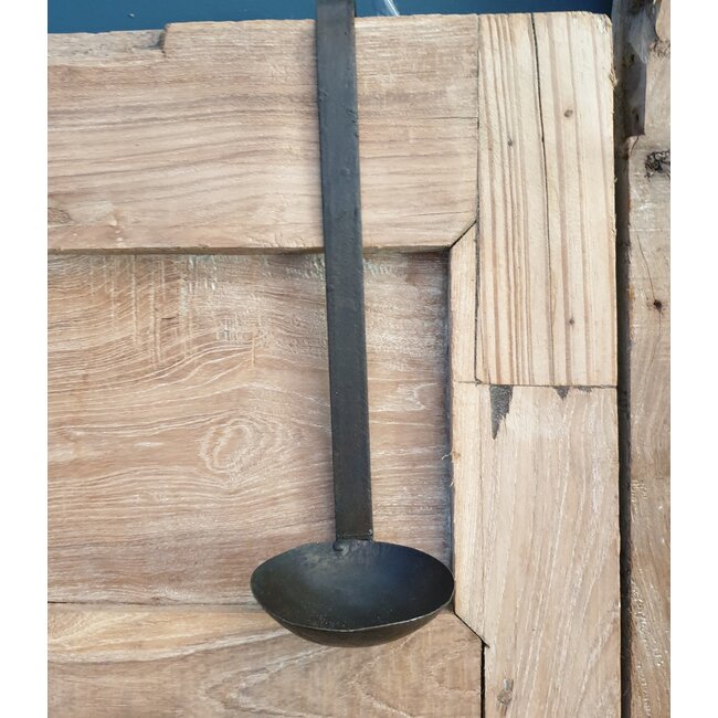 # Metalen hanglepel - lepel - 8 x 8 x 27 cm
