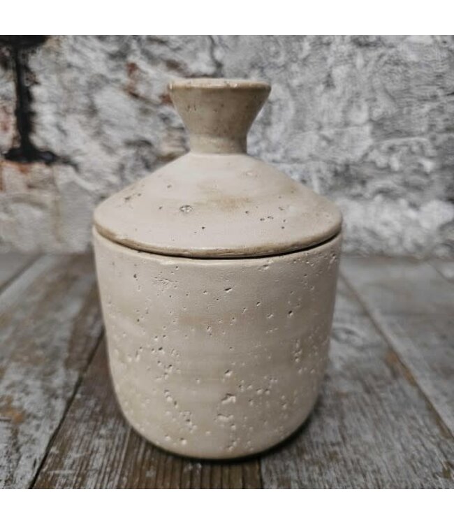 Pors pot met deksel aardewerk
