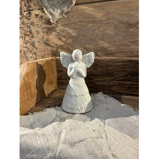 # Engel aardewerk - 8 x 8 x 14 cm