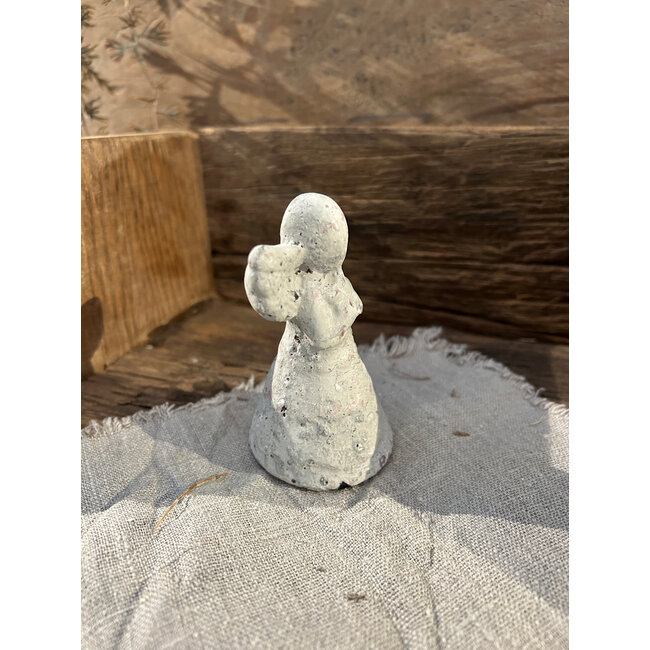 # Engel aardewerk - 6 x 5 x 10 cm