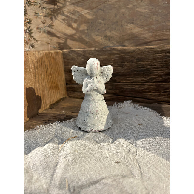 # Engel aardewerk - 6 x 5 x 10 cm