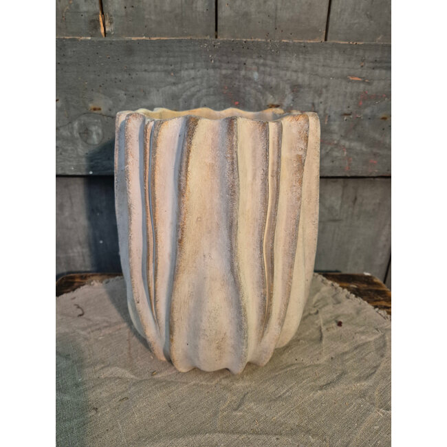 Countryfield # Vaas/bloempot aardewerk - 18 x 25 cm