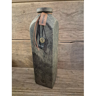 # Bottle Square Leather Rope Majestic Brown L D.11 H.40
